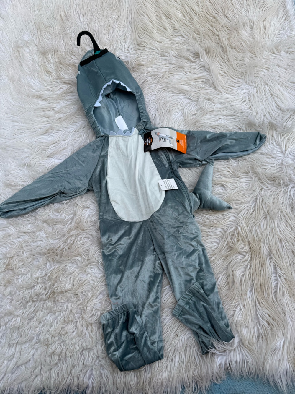 Kids Shark Costume (A4)